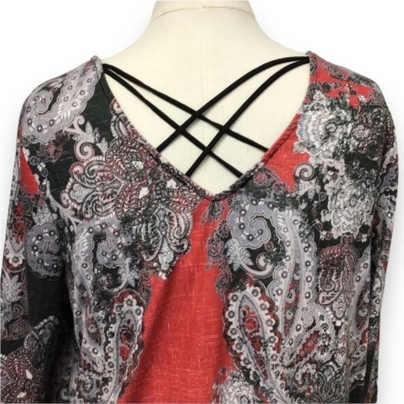 Catherine’s Women’s 3/4 Sleeve Scoop Neck Criss Cross Paisley Tunic, sz 0X - Picture 6 of 9